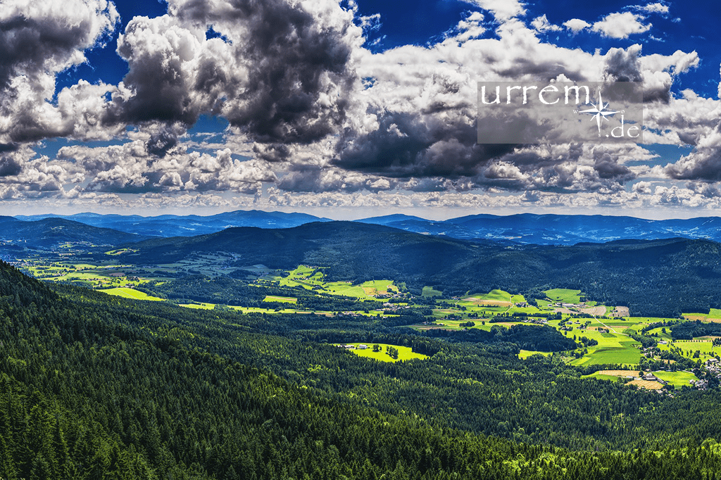 Die Region Bayerischer Wald (Bayrischer Wald) liegt in Niederbayern und ist Ideal für Urlaub mit Kindern im bayrischem Wald.