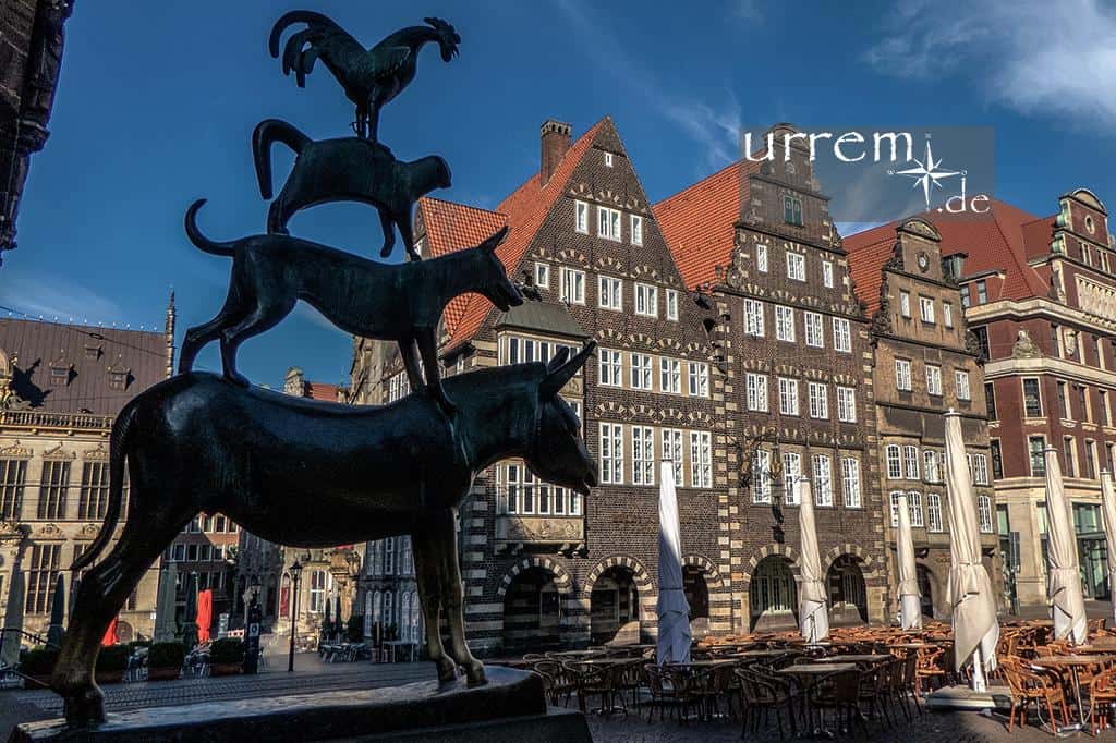 Tauche ein in die Welt der Bremer Stadtmusikanten und erfahre mehr über ihre spannende Geschichte, die unvergesslichen Abenteuer und die einzigartigen Sehenswürdigkeiten, die Bremen zu bieten hat.