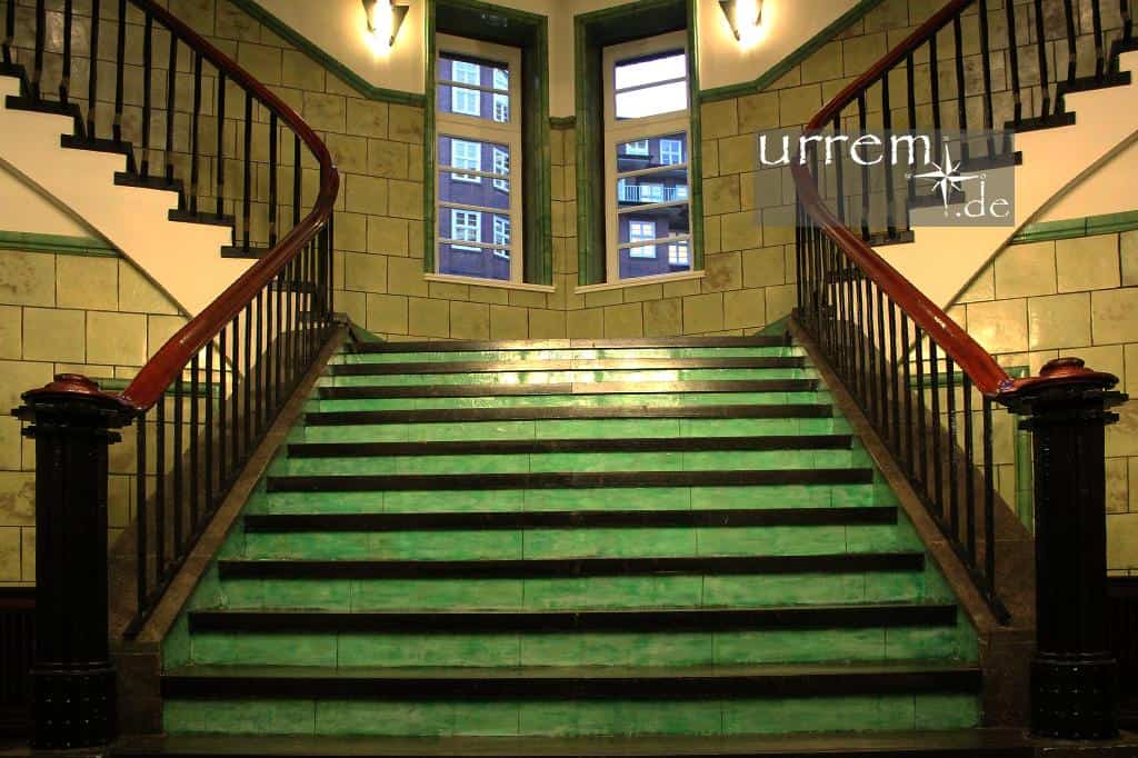 Das historische Chilehaus in Hamburg, ist eine der Top Sehenswürdigkeiten und bedeutendsten architektonischen Wahrzeichen der Hansestadt.