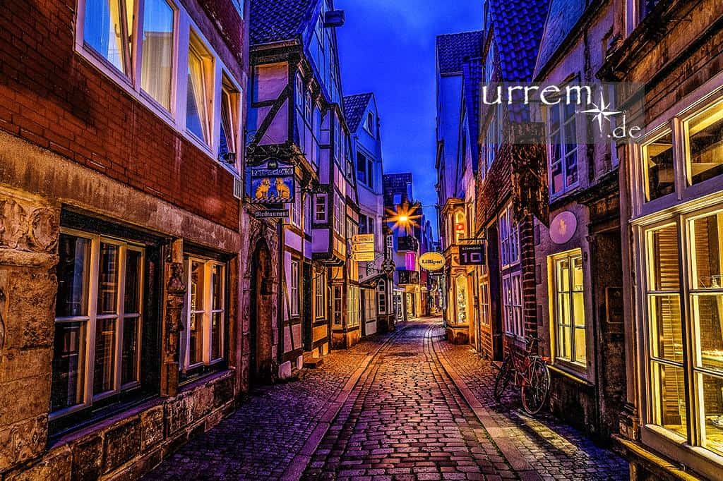 Bremen Schnoor: Erkunden Sie das historische Schnoorviertel. Ein Viertel mit faszinierender Architektur kulturellen Highlights und Restaurants.
