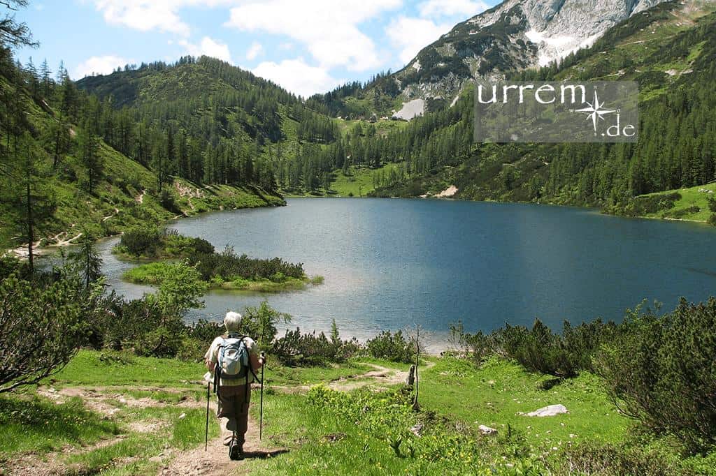 Es gibt Unmengen an schönen Wegen und Wanderrouten in Österreich. Es gibt Unmengen an schönen Wegen und Wanderrouten in Österreich.